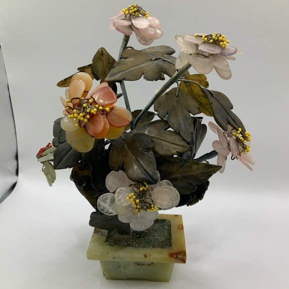Chinese Vintage Jade and Hardstone Bonsai Tree Sculpture